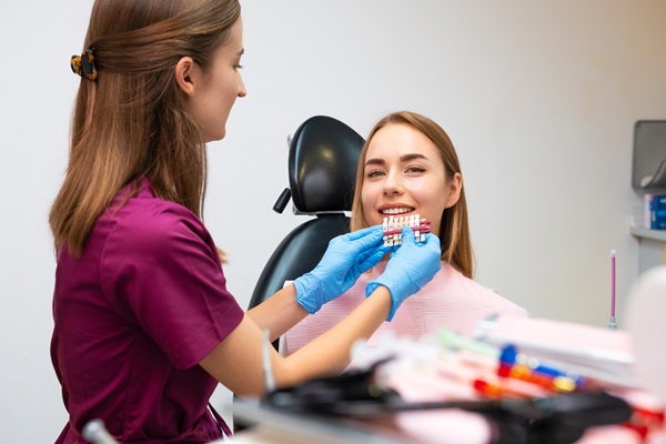 Cosmetic Dentist Options To Improve Teeth Color